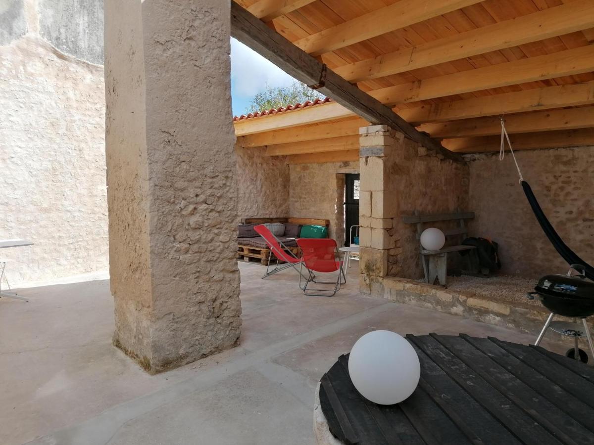 Villa L'Annexe De Gaston Port-des-Barques Exterior foto